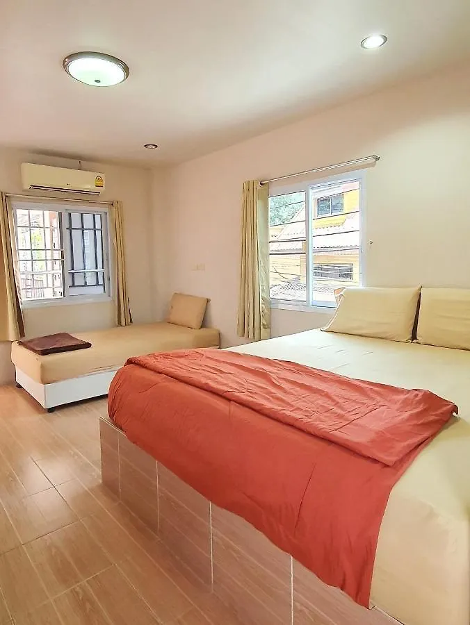 Sairee Center Guest House Ko Tao Thailand