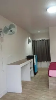 Hostel Sairee Center Guest House Ko Tao Thailand