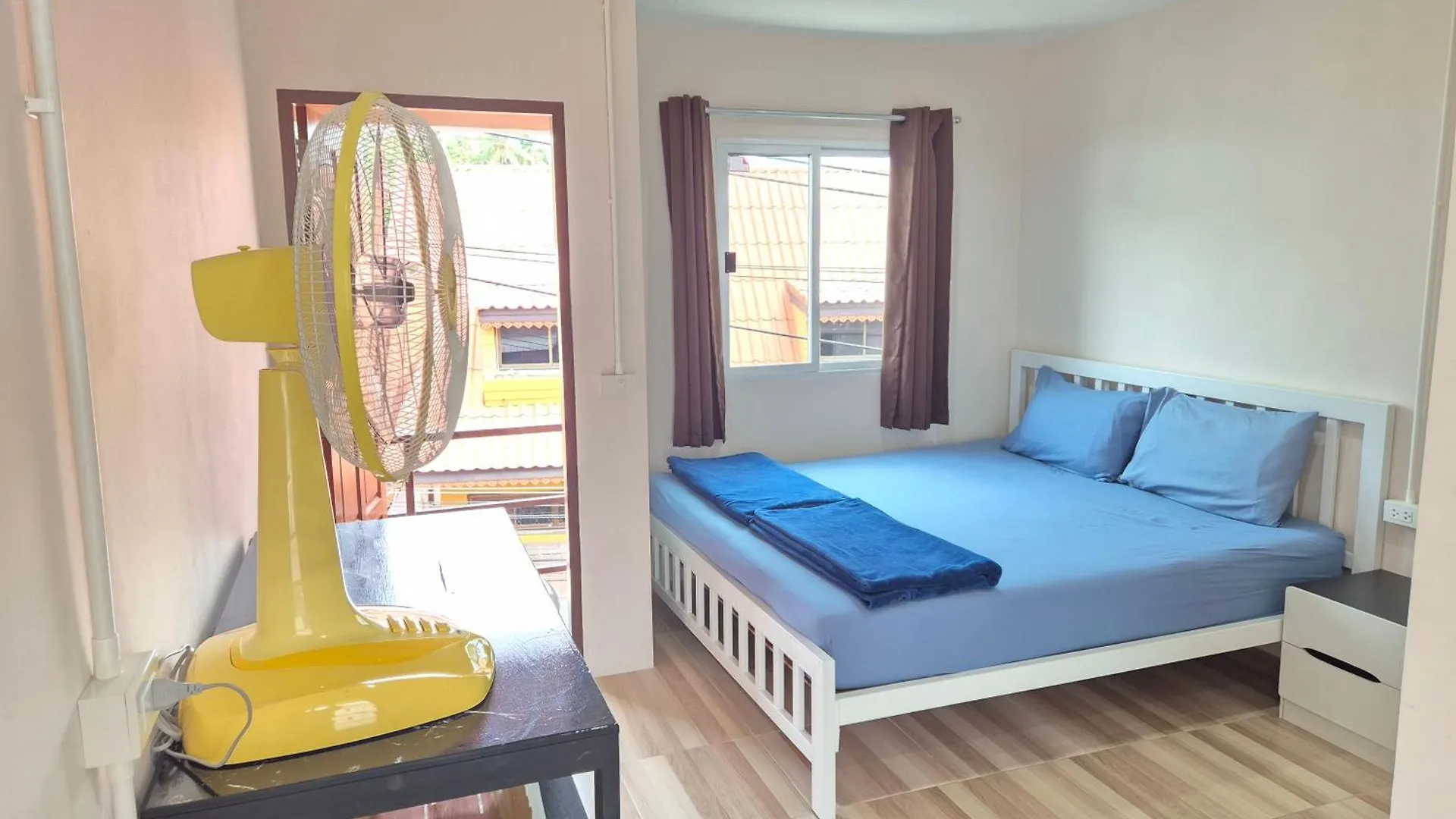 Hostal Sairee Center Guest House Ko Tao