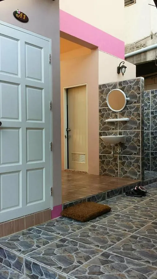 Sairee Center Guest House Koh Tao